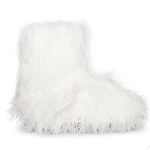⭐️💖 UGG MONGOLIAN FLUFF MOMMA PURE SHEEPS WOOL BOOTS💖⭐️ - Picture 2 of 8